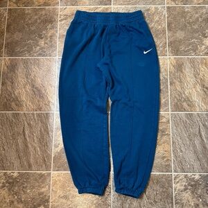 Nike Women Sportswear Essentials Fleece Loose Fit Jogger Pants BV4089-460 Medium